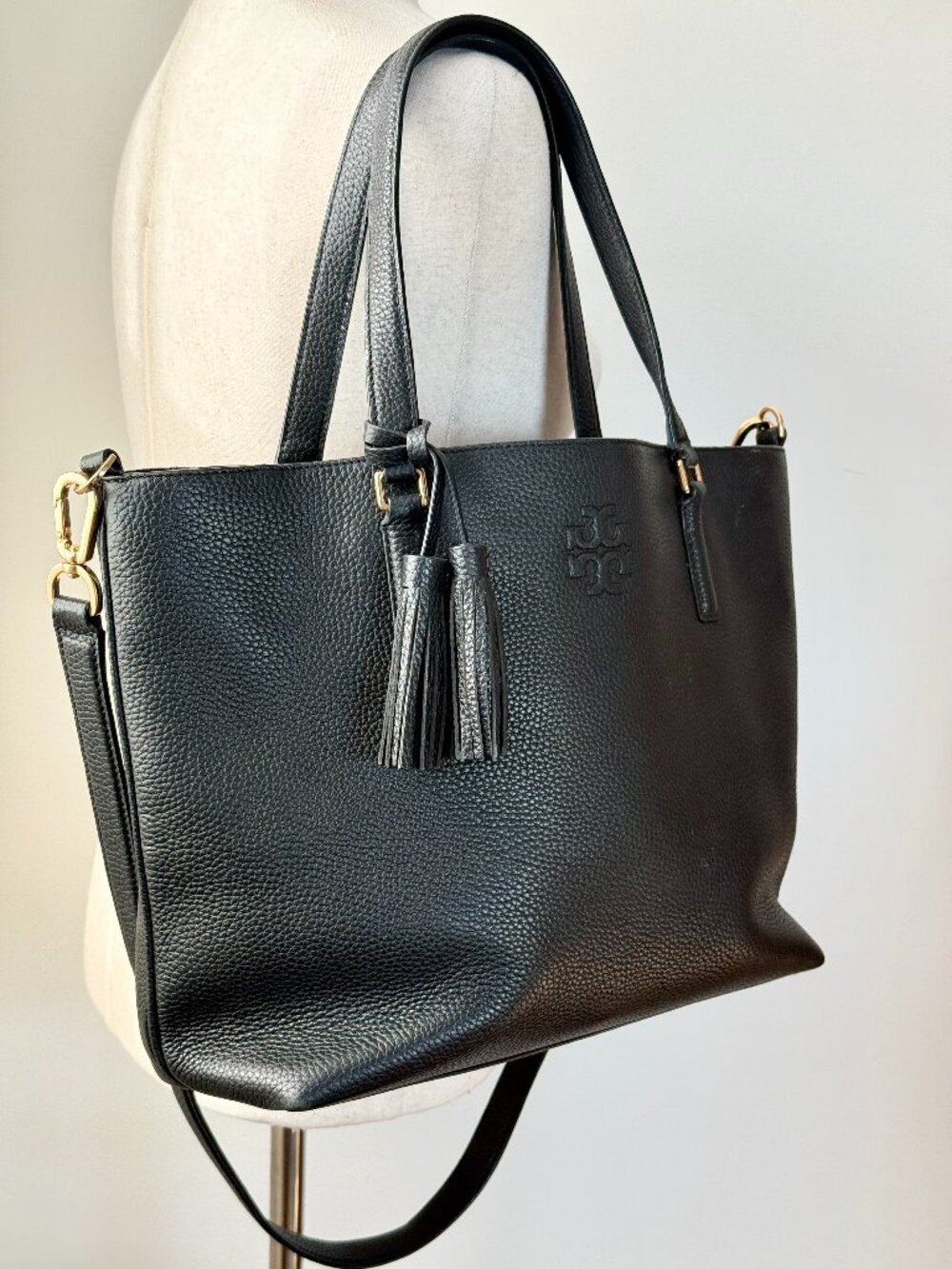 Tory Burch Thea Convertible Pebbled Leather Large Tote Black Bag Shoulder Bag